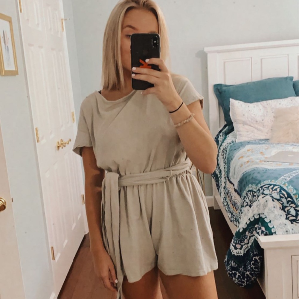Princess Polly Romper